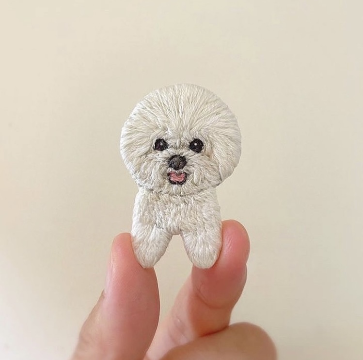 犬の刺繍